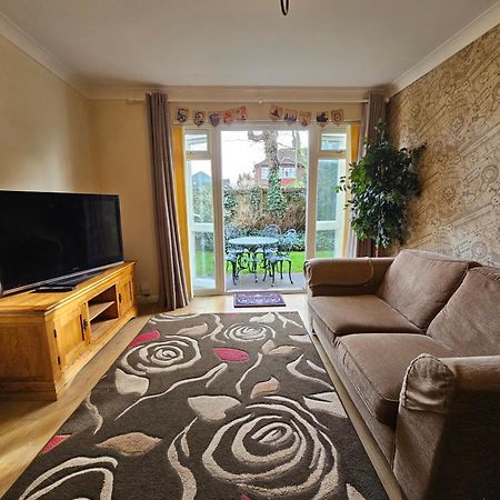 Harry Potter Hogwarts Apartment واتفورد المظهر الخارجي الصورة